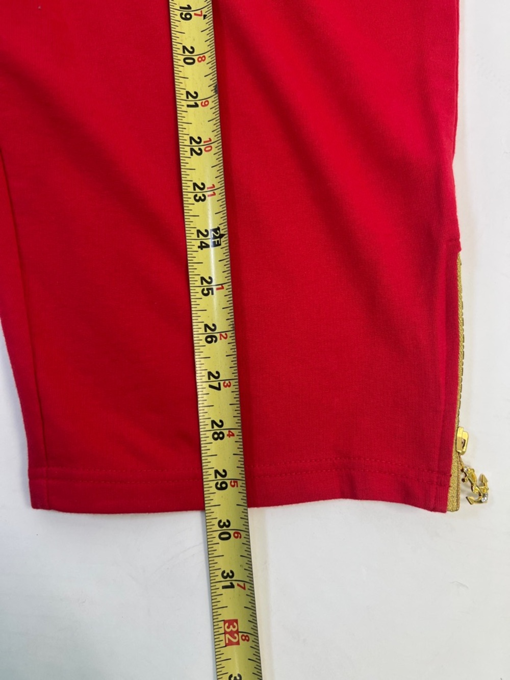 Quacker Factory Red Elastic Waist Capris with Gold Anchor Sparkly Accents - 1X - Picture 8 of 16
